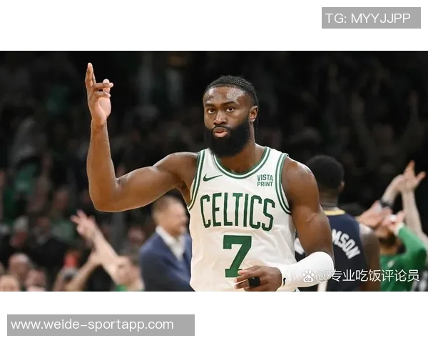 杰伦布朗称赞蒂尔曼表现出色末节发挥堪称现象级的全能球员 杰伦布朗称赞蒂尔曼表现出色末节发挥堪称现象级的全能球员