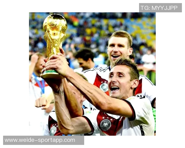 德国队庆祝拉姆42岁生日回顾其113场国家队历程与2014年世界杯辉煌