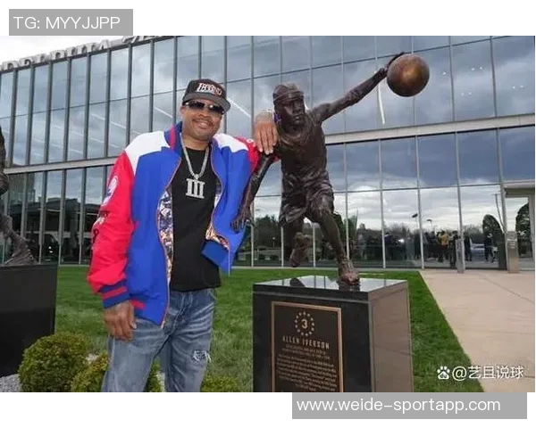 美网友热议里夫斯表现出色呼吁为其立雕像全明星之路指日可待 美网友热议里夫斯表现出色呼吁为其立雕像全明星之路指日可待